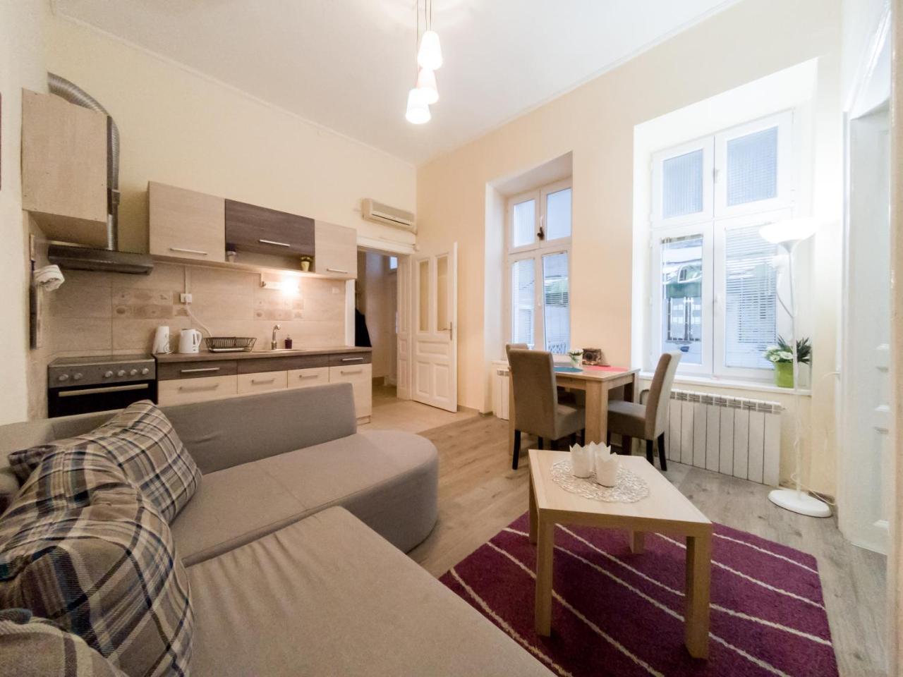 Apartment Ema Белград Екстериор снимка